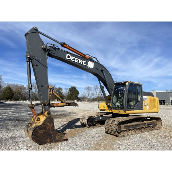 2012 JOHN DEERE 210G LC Excavator
