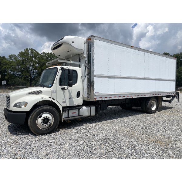 2018 FREIGHTLINER M2 Reefer / Refrigerated Truck