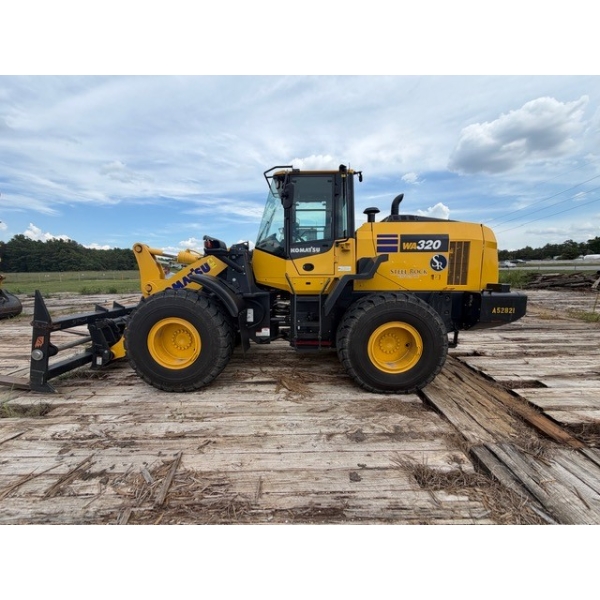 2025 KOMATSU WA320-8 Wheel Loader