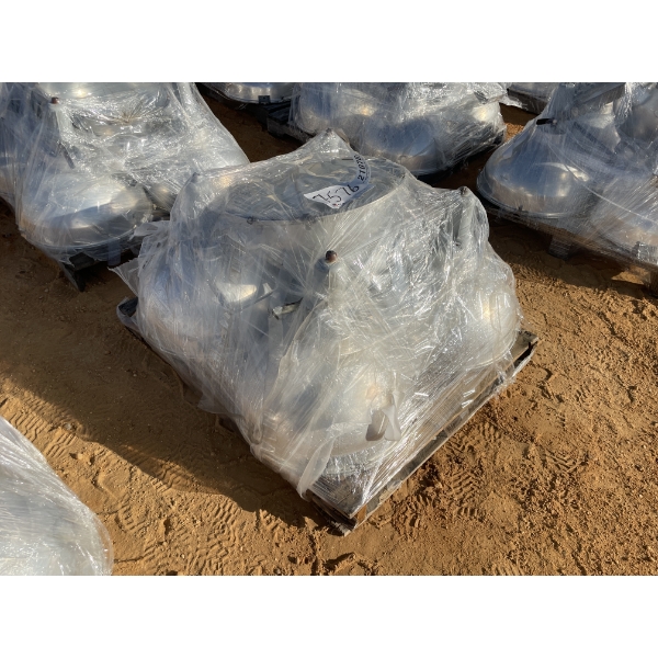 WAREHOUSE LIGHT FIXTURES