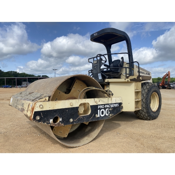 1999 INGERSOLL RAND SD-100D PRO PAC Roller