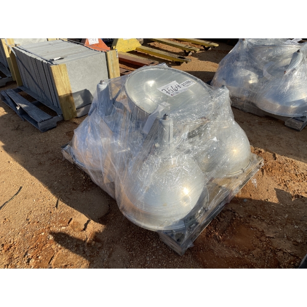 WAREHOUSE LIGHT FIXTURES