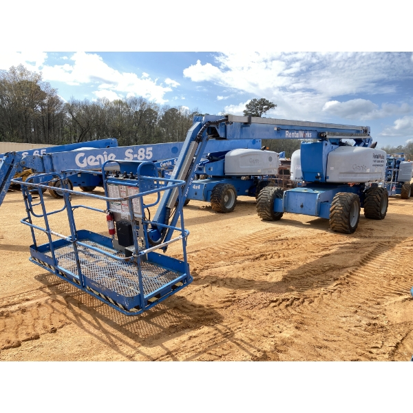 2013 GENIE Z-80/60 Manlift