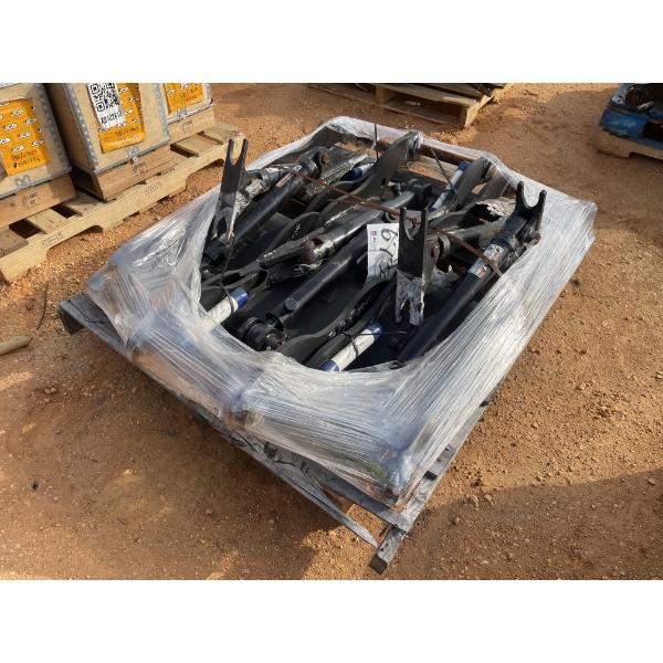 JCB HYD QUICK HITCH (6 EACH)