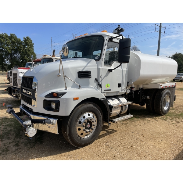 2024 MACK MD Water Truck