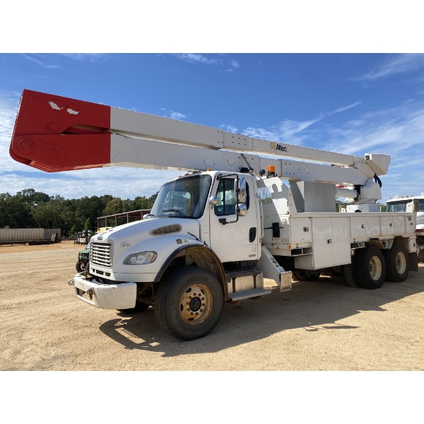 2010 FREIGHTLINER M2 Bucket Truck