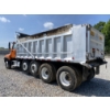 Image 2 : 2015 FREIGHTLINER 114SD Dump Truck