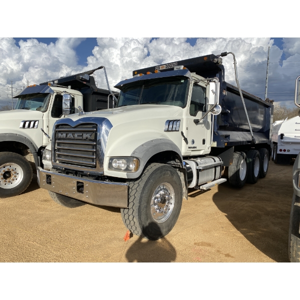 2016 MACK GU713 Dump Truck