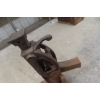 Image 3 : Antique Union Cast Iron Railroad Track Ratchet Jack
