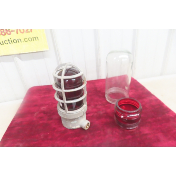 Industrial Explosion-Proof Light Clear And Red Glass