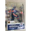 Image 2 : Wayne Gretzky Legends Figure, Edmonton Oilers