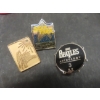 Image 8 : Shell And Penn Motor Oil Caps Button-Back Pins Featuring The Beatles, Star Trek, And Elvis Plus