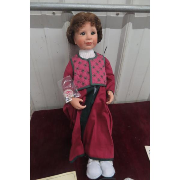 Good-Krüger “Russia” Ltd 086/150 Vinyl Doll With Outfits, Accessories & COA