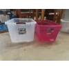 Image 6 : Six Storage Totes With Four Lids