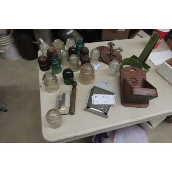 Insulator and Wall Mount Fuel Lamp with Chimney and Metal Reducer