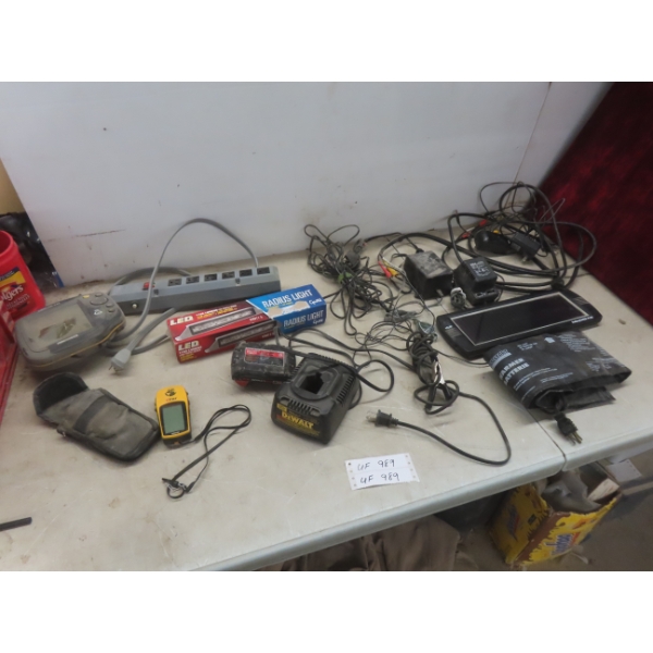 LED Radius Light, Noma Power Bar with Adapters, Garmin GPS, Battery Warmer, Battery Saver +More