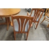 Image 8 : Oak Pedestal Dining Table Plus Four Chairs