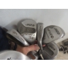 Image 7 : 16 Right Handed Golf Clubs, Bag and Cart