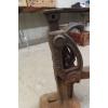 Image 2 : Antique Union Cast Iron Railroad Track Ratchet Jack