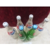 Image 2 : Six 26 Fluid Ounce Soda Bottles (Pepsi and 7 Up)