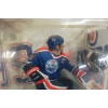 Image 4 : Wayne Gretzky Legends Figure, Edmonton Oilers