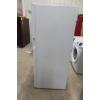 Image 5 : Frigidaire Upright Frost-Free Freezer, 68" x 28" x 29"