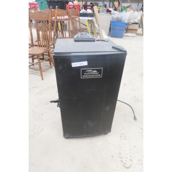 Masterbuilt Sportsman Elite Electric Smoker, 31" x 17" x 15"