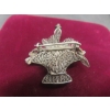 Image 8 : Vintage Chinese Export Sterling Silver Filigree Fingernail Guard Brooch And Floral Basket Brooch