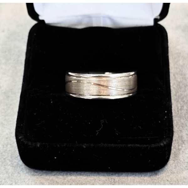 NEW .925 SILVER MEN'S RING - SIZE 10