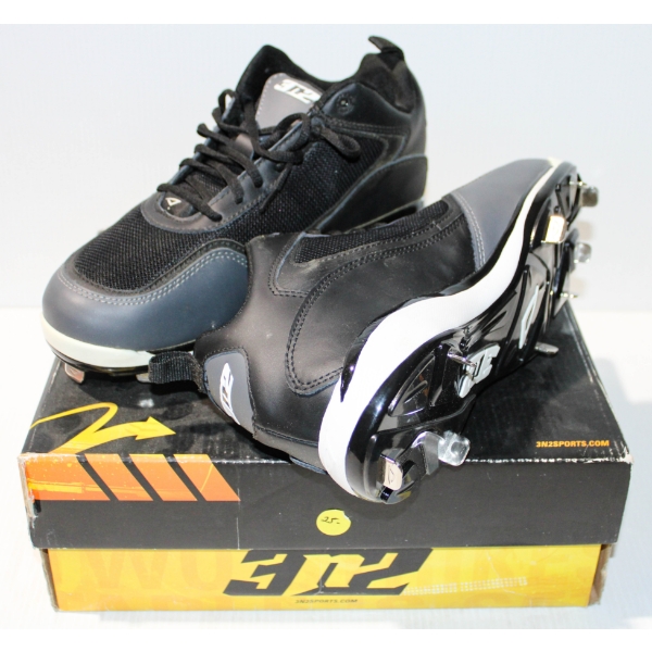 NEW 312 VIPER XL W/ CLEATS SHOES 