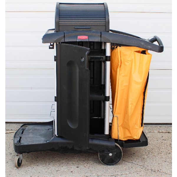 RUBBERMAID COMMERCIAL JANITORIAL CLEANING CART