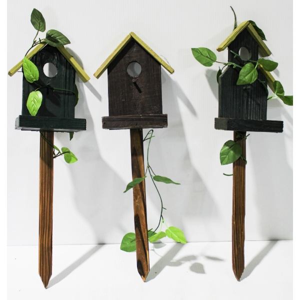 NEW GARDEN FAUX BIRD HOUSE ORNAMENTS