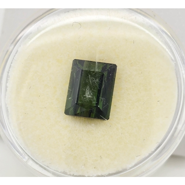 TOURMALINE 2.8CT GEMSTONE