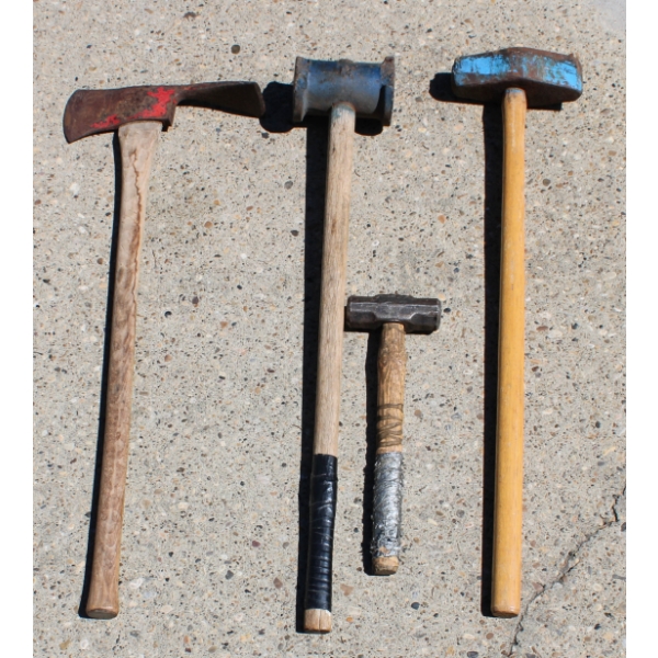 PICK HEAD AXE - SLEDGEHAMMERS