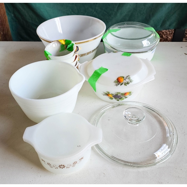 ASSORT. VINTAGE OVEN SAFE KITCHEN WARE