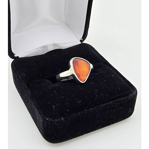 .925 SILVER LADIES RING W/ AMMALITE 