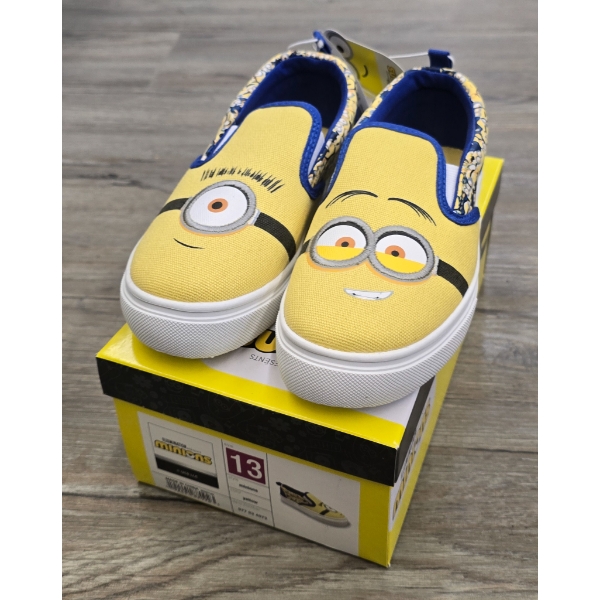 KIDS MINIONS SIZE 13 SHOES