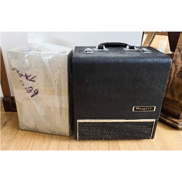 MAYFAIR 1020-B TAPE RECORDER W/ TAPES