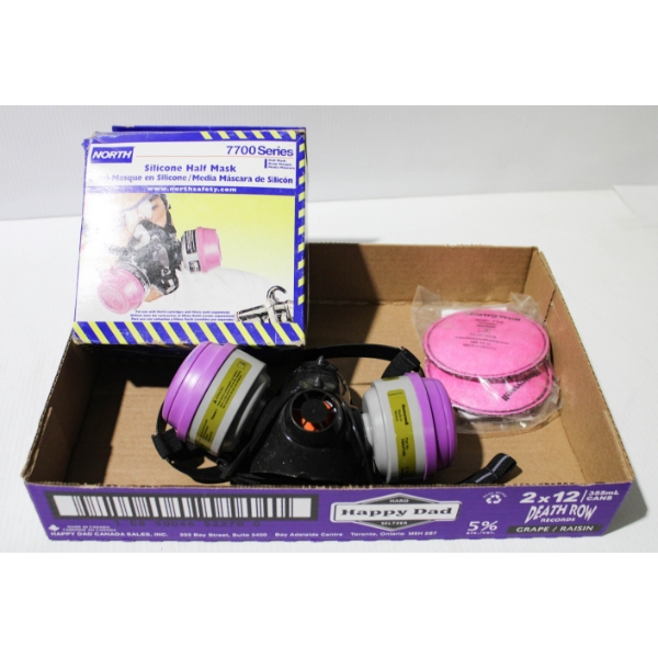 NORTH MODEL 770030L SILICONE HALF MASK - SIZE L