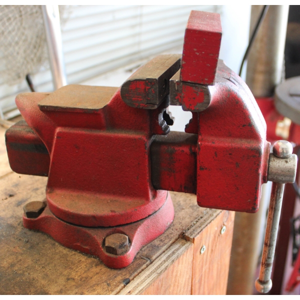 ERON N33 TABLE VISE / MINI ANVIL