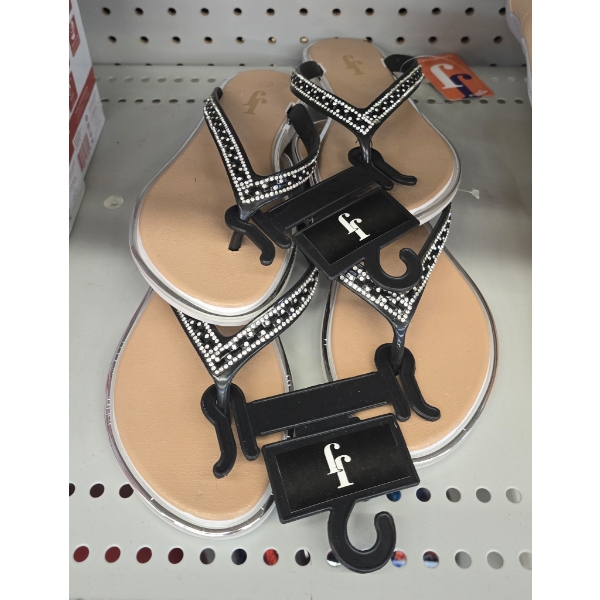 2 PAIRS SIZE 6 LADIES SANDALS