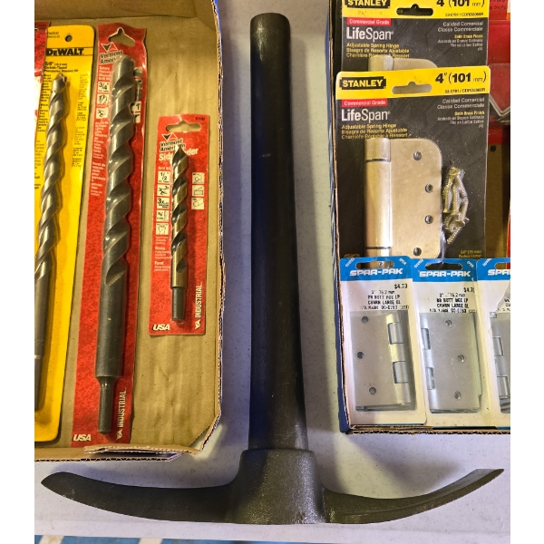 UTILITY PICK AXE