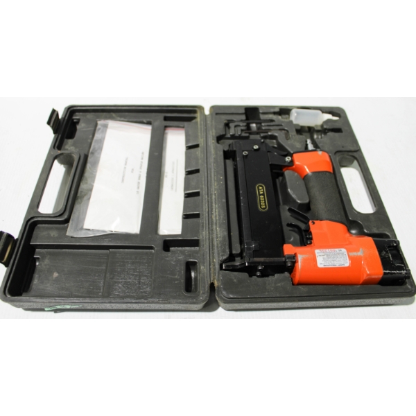18 GAUGE BRAD AIR NAILER & STAPLER