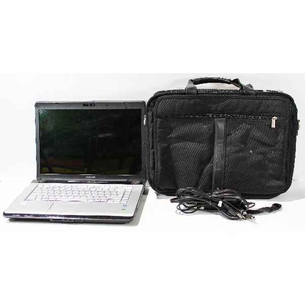 TOSHIBA SATELLITE A200-FB1 LAPTOP W/ CARRY CASE