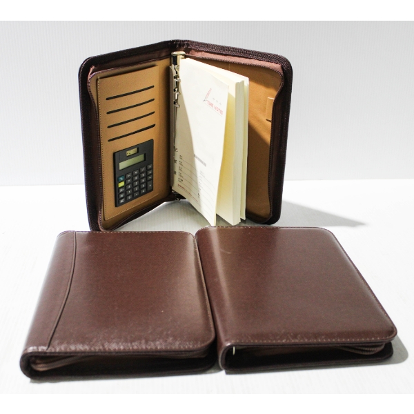 3 NEW CALENDAR ZIPPERED NOTEBOOK ORGANIZERS