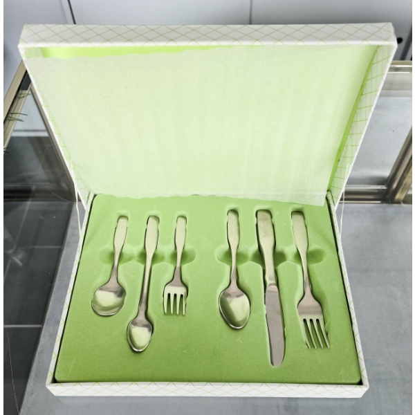 6PC NEW ONEIDA BABY UTENSIL SET