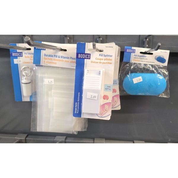 PILL & VITAMIN ORGANIZERS