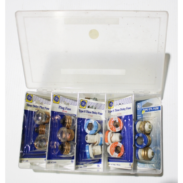 FUSE PLUGS - TIME DELAY PLUGS  W/ ORGANIZER