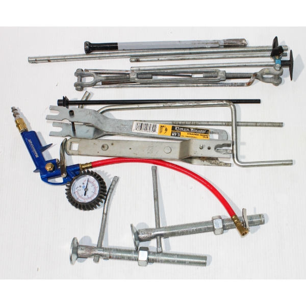 STRAINER CRANK & ASST. TOOLS
