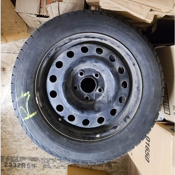 4 DURUN D2009 215/60R16 99TXL RADIAL TIRES / RIMS